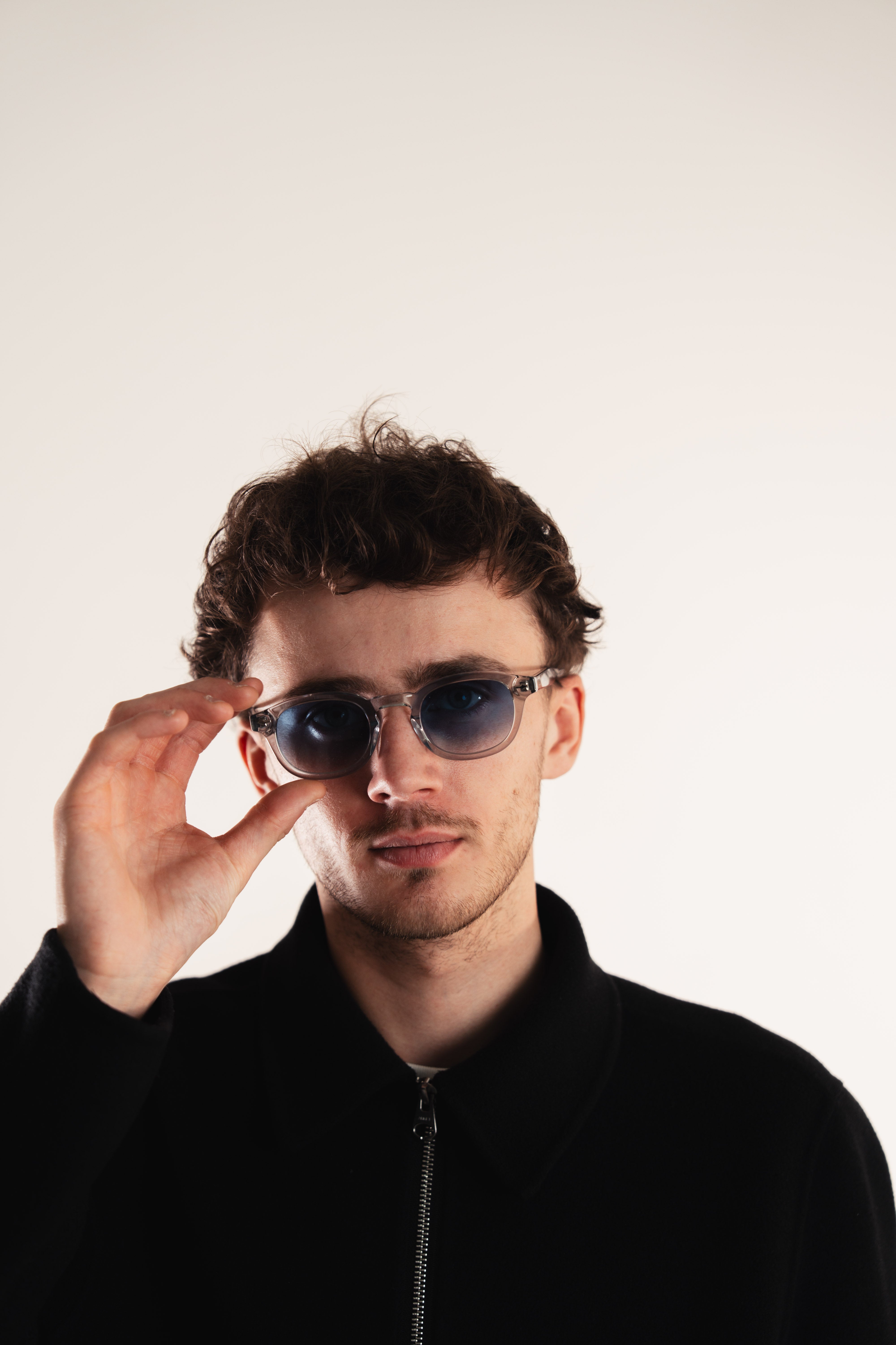 Mire II OCCU sunglasses outdoor lifestyle silver frame
